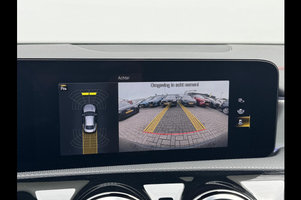 Mercedes-Benz CLA-Klasse 180 AMG Line AMG-LINE | SFEER VERLICHTING | WIDE-SCREEN