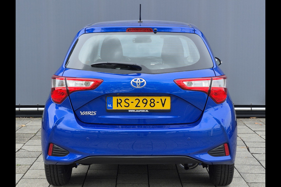 Toyota Yaris BWJ 2018 | 1.0 VVT-i 70PK Aspiration | CLIMA | NAVI | CAMERA A | EL RAMEN | EL SPIEGELS | LEDEREN STUUR |