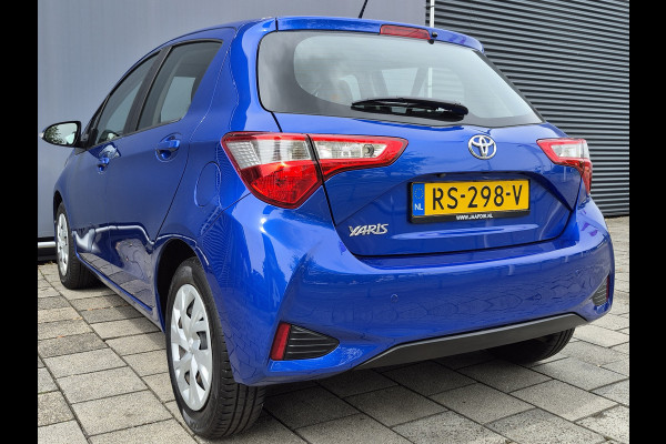 Toyota Yaris BWJ 2018 | 1.0 VVT-i 70PK Aspiration | CLIMA | NAVI | CAMERA A | EL RAMEN | EL SPIEGELS | LEDEREN STUUR |