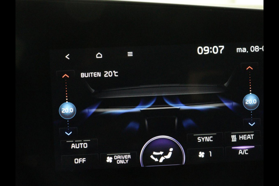 Kia Niro EV DynamicLine 64.8 kWh | Adaptive cruise | Half leder | Carplay | Full LED | Keyless | Sfeerverlichting | File Assistent | Camera | Navigatie | Parkeerhulp | Climate control
