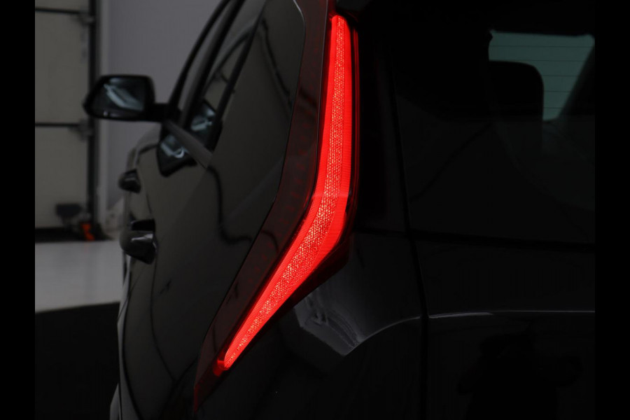 Kia Niro EV DynamicLine 64.8 kWh | Adaptive cruise | Half leder | Carplay | Full LED | Keyless | Sfeerverlichting | File Assistent | Camera | Navigatie | Parkeerhulp | Climate control