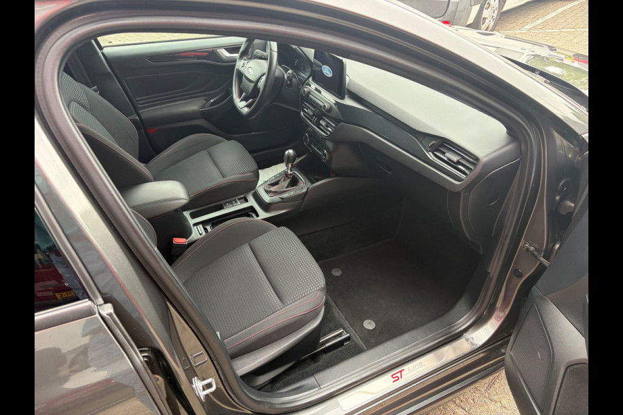 Ford FOCUS Wagon 1.0 EcoBoost ST Line Business / trekhaak / camera