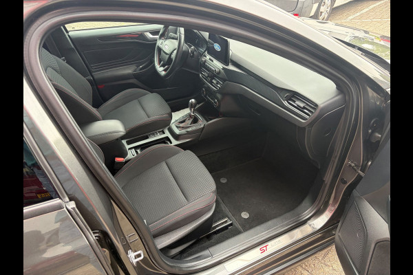 Ford FOCUS Wagon 1.0 EcoBoost ST Line Business / trekhaak / camera