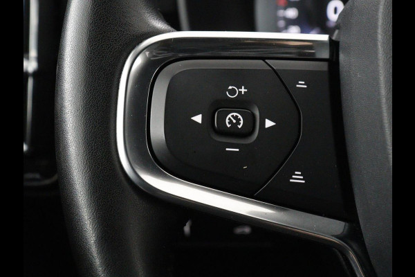 Volvo XC40 1.5 T3 Inscription | Leder | Stoelverwarming | Trekhaak | Carplay | Harman/Kardon | Camera | Keyless | Navigatie | Achterbankverwarming | Memory | Full LED | Cruise control | Parkeerhulp