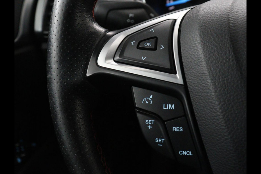 Ford Mondeo 1.5 ST Line | Trekhaak | Stoelverwarming | Keyless | Carplay | Navigatie | Stuurverwarming | Park Assist | Sfeerverlichting | DAB | Climate control | Bluetooth | Cruise control | Origineel NL