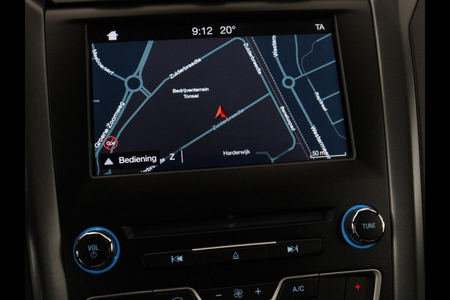 Ford Mondeo 1.5 ST Line | Trekhaak | Stoelverwarming | Keyless | Carplay | Navigatie | Stuurverwarming | Park Assist | Sfeerverlichting | DAB | Climate control | Bluetooth | Cruise control | Origineel NL
