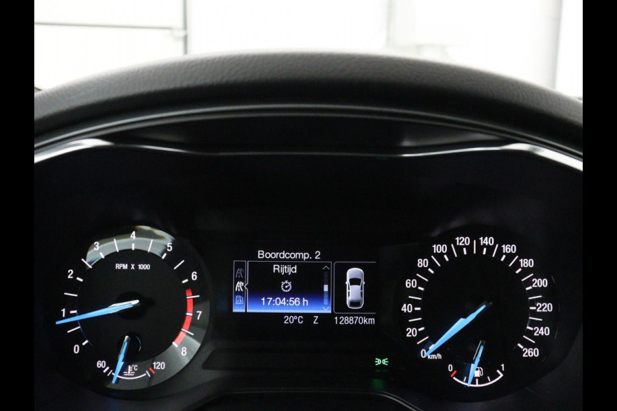 Ford Mondeo 1.5 ST Line | Trekhaak | Stoelverwarming | Keyless | Carplay | Navigatie | Stuurverwarming | Park Assist | Sfeerverlichting | DAB | Climate control | Bluetooth | Cruise control | Origineel NL