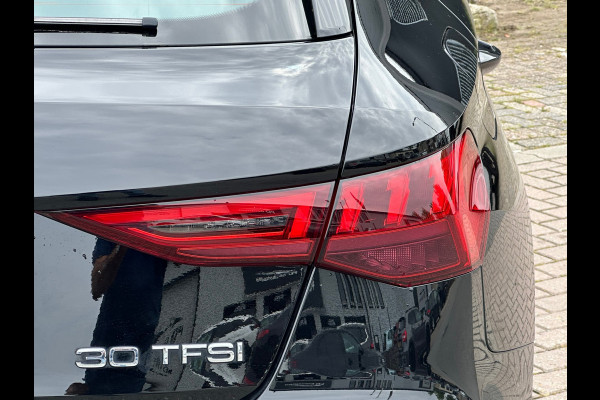 Audi A3 Sportback 30 TFSI S edition ACC | STOELVERW. | APPLE CARPLAY