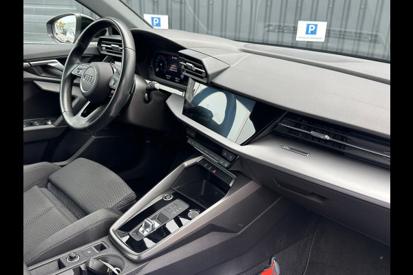 Audi A3 Sportback 30 TFSI S edition ACC | STOELVERW. | APPLE CARPLAY