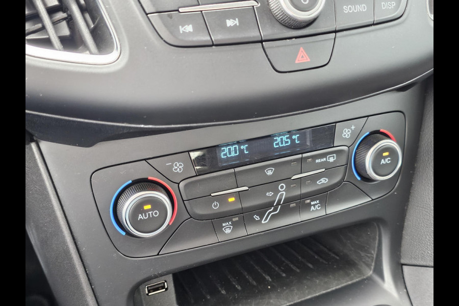 Ford FOCUS Wagon 1.0 Lease Edition Navigatie | Cruise control | Apple Carplay / Android auto | PDC achter etc.