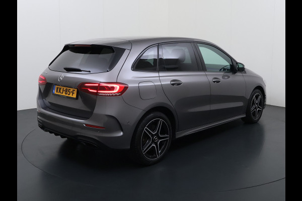 Mercedes-Benz B-Klasse 250 e AMG Line | Night LED Camera
