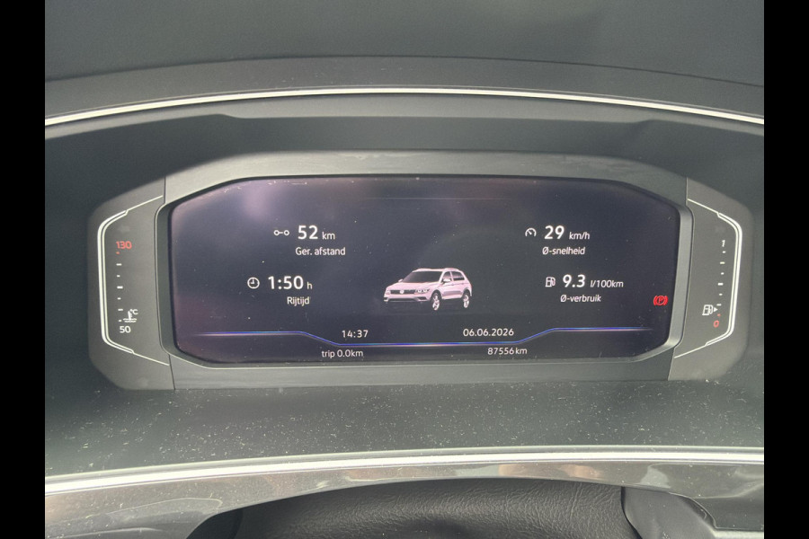 Volkswagen Tiguan 1.5 TSI ACT Highline Business R VAN: 30.900,- VOOR: 27.877,- UW WKVOORDEEL: 3.023,- | 3X R-LINE | R-LINE BINNEN + BUITEN + ONDERSTEL | PANORAMADAK | DIGITAAL COCKPIT | ACHTERUITRIJCAMERA | ONDERHOUDSHISTORIE COMPLEET | APPLE CARPLAY | TREKHAAK