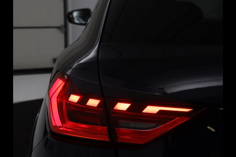 Audi A1 citycarver 30 TFSI epic | Carplay | Full LED | Climate control | Parkeerhulp | Virtual Cockpit | Navigatie | Cruise control | Sportstoelen | Bluetooth