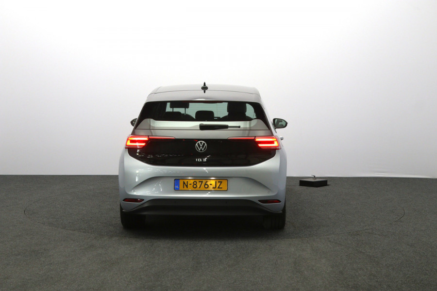 Volkswagen ID.3 204 PK Pro S 77 kWh 204 PK, Stoelverwarming, Stuurverwarming, Adap. Cruise Control