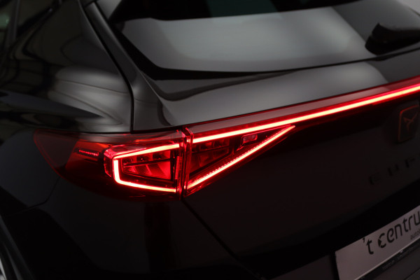 CUPRA Formentor 1.4 e-Hybrid 204 PK Business PHEV, Adap. Cruise Control, Camera, Navigatie, Carplay