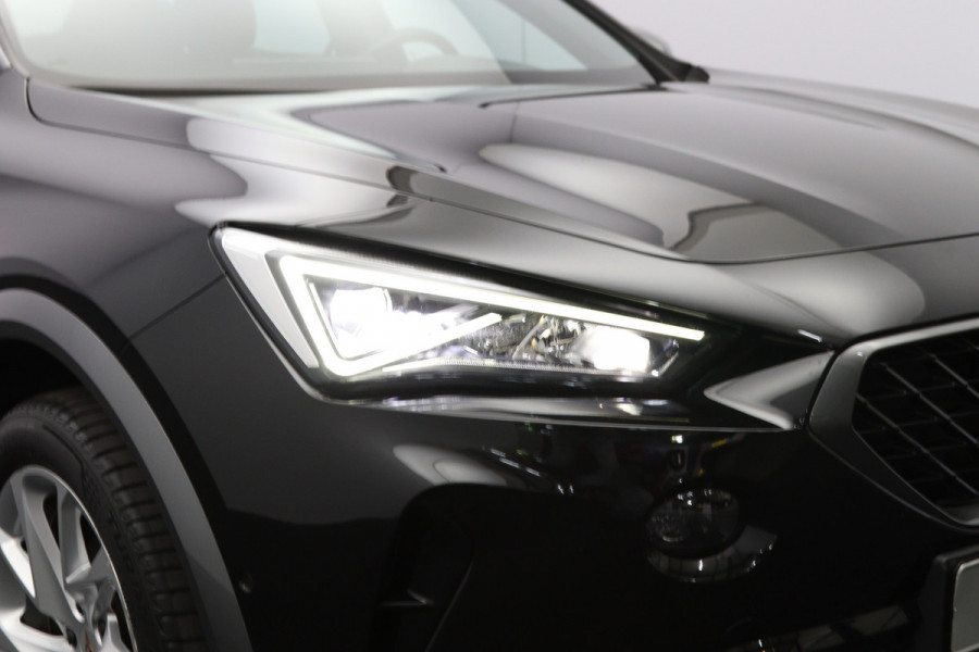 CUPRA Formentor 1.4 e-Hybrid 204 PK Business PHEV, Adap. Cruise Control, Camera, Navigatie, Carplay