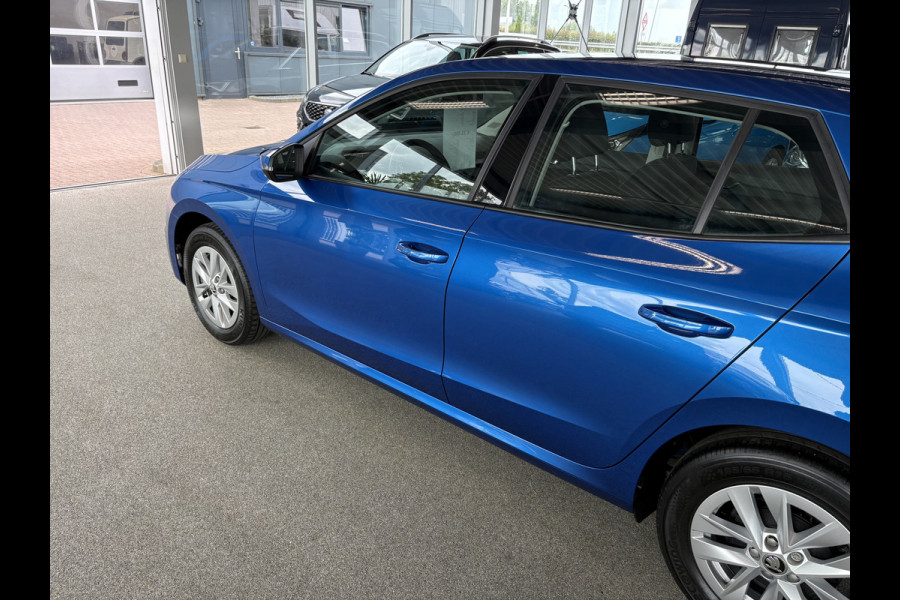 Škoda Fabia 1.0 TSi 95pk Ambition 5-drs. CARPLAY/CRUISE/PDC/TREKHAAK/STOELVERWARMING