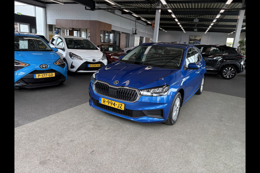 Škoda Fabia 1.0 TSi 95pk Ambition 5-drs. CARPLAY/CRUISE/PDC/TREKHAAK/STOELVERWARMING