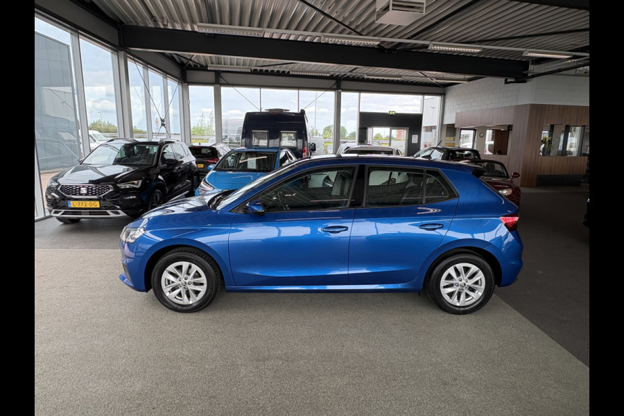 Škoda Fabia 1.0 TSi 95pk Ambition 5-drs. CARPLAY/CRUISE/PDC/TREKHAAK/STOELVERWARMING