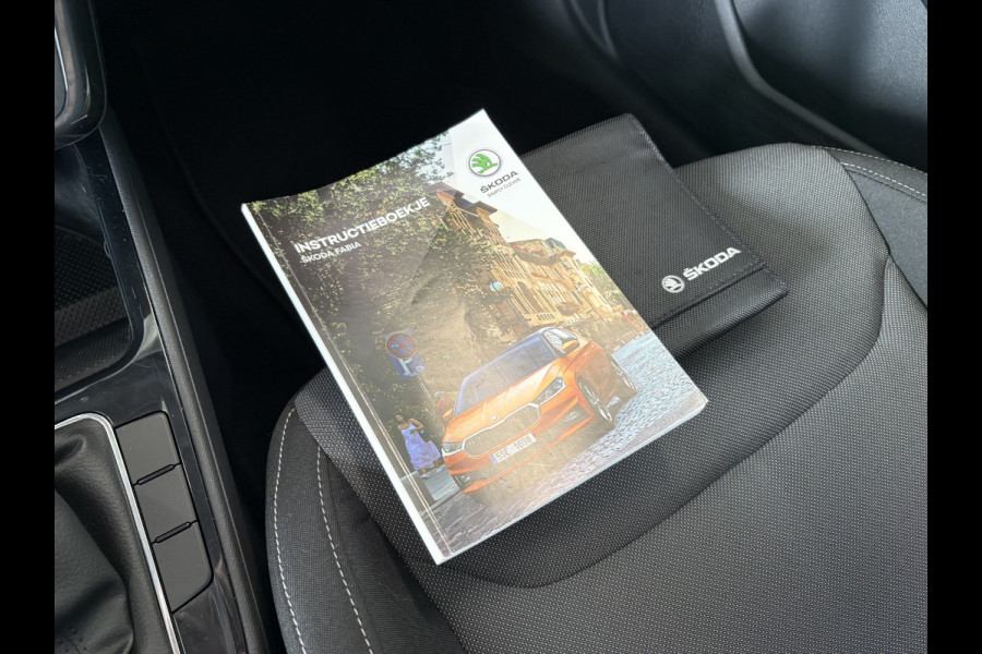 Škoda Fabia 1.0 TSi 95pk Ambition 5-drs. CARPLAY/CRUISE/PDC/TREKHAAK/STOELVERWARMING