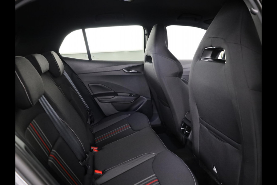 Škoda Fabia Monte Carlo 1.0 TSI 95 pk 5 versn. Hand | Verwarmbare voorstoelen | ACC | Hill start