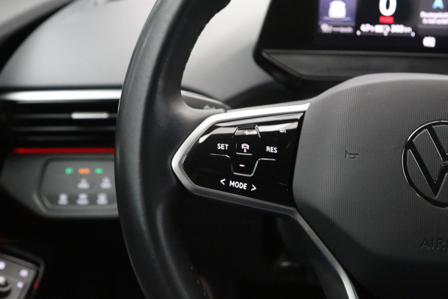Volkswagen ID.4 Life 77 kWh 204 PK, Trekhaak, Carplay, WInterpakket, Adap. Cruise Control