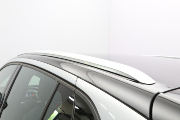 Volkswagen ID.4 Life 77 kWh 204 PK, Trekhaak, Carplay, WInterpakket, Adap. Cruise Control