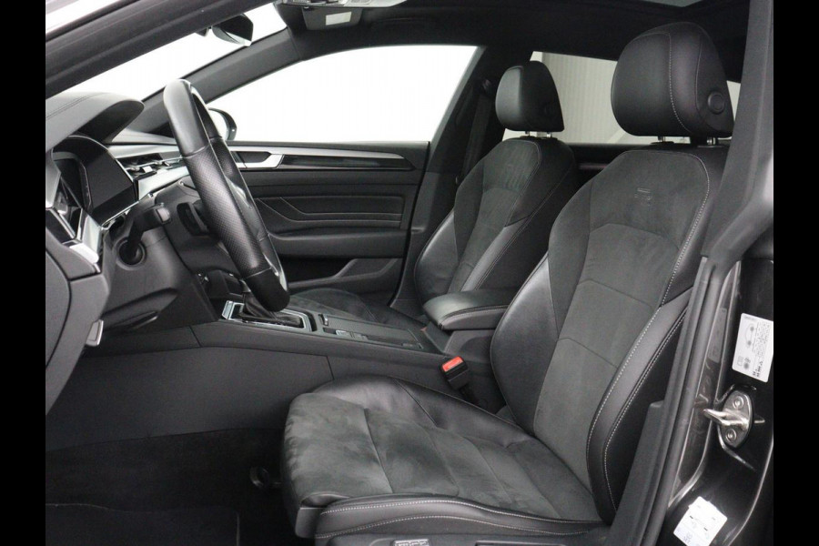 Volkswagen Arteon Shooting Brake 1.4 TSI eHybrid R-Line Business+ | SOH 91,1% | Panoramadak | Trekhaak | Stoelverwarming | Matrix LED | Carplay | Sfeerverlichting | Adaptive cruise | Leder/Alcantara | PHEV | Plug In