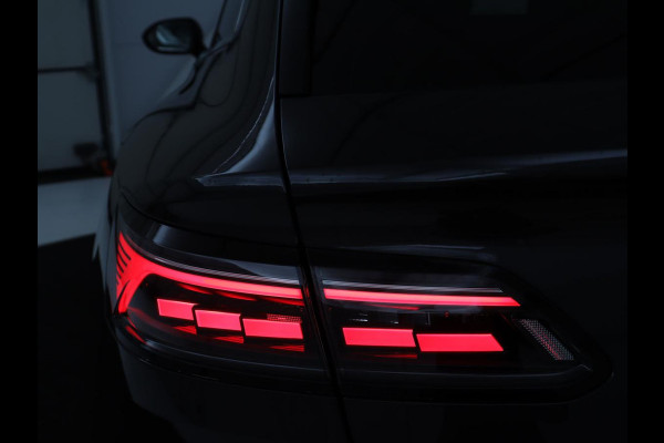 Volkswagen Arteon Shooting Brake 1.4 TSI eHybrid R-Line Business+ | SOH 91,1% | Panoramadak | Trekhaak | Stoelverwarming | Matrix LED | Carplay | Sfeerverlichting | Adaptive cruise | Leder/Alcantara | PHEV | Plug In