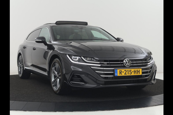 Volkswagen Arteon Shooting Brake 1.4 TSI eHybrid R-Line Business+ | SOH 91,1% | Panoramadak | Trekhaak | Stoelverwarming | Matrix LED | Carplay | Sfeerverlichting | Adaptive cruise | Leder/Alcantara | PHEV | Plug In