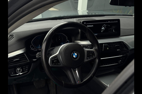 BMW 5 Serie Touring 530e High Executive NAVI | LEDER | LED | CRUISE CONTROL | SPORTVELGEN