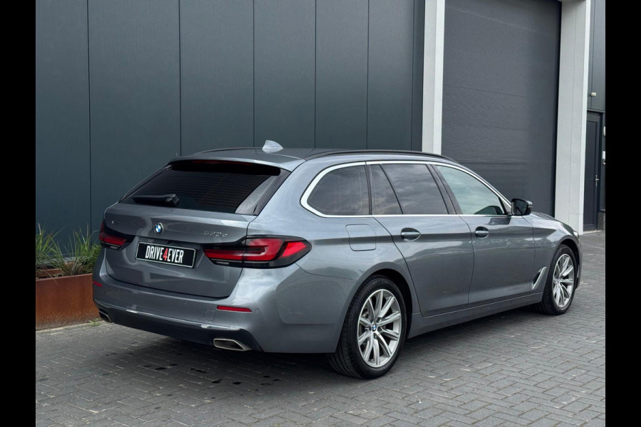 BMW 5 Serie Touring 530e High Executive NAVI | LEDER | LED | CRUISE CONTROL | SPORTVELGEN