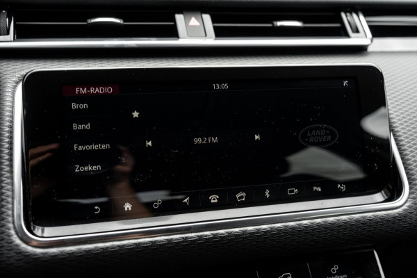 Land Rover Range Rover Velar 2.0 P250 Turbo AWD R-Dynamic SE 250 PK Camera Meridian Keyless Stoel/stuurverw. 20''