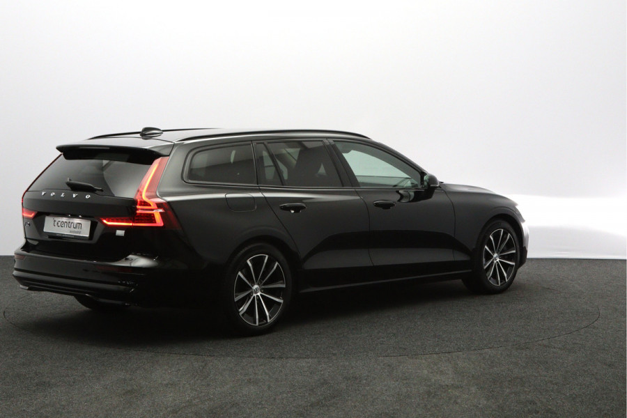 Volvo V60 2.0 T6 350 PK Plug-in hybrid AWD Plus Dark Long Range, Trekhaak, Camera, Winterpakket, Leder, Memory