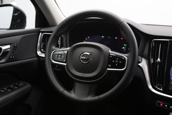 Volvo V60 2.0 T6 350 PK Plug-in hybrid AWD Plus Dark Long Range, Trekhaak, Camera, Winterpakket, Leder, Memory