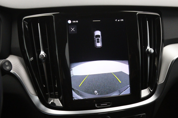 Volvo V60 2.0 T6 350 PK Plug-in hybrid AWD Plus Dark Long Range, Trekhaak, Camera, Winterpakket, Leder, Memory