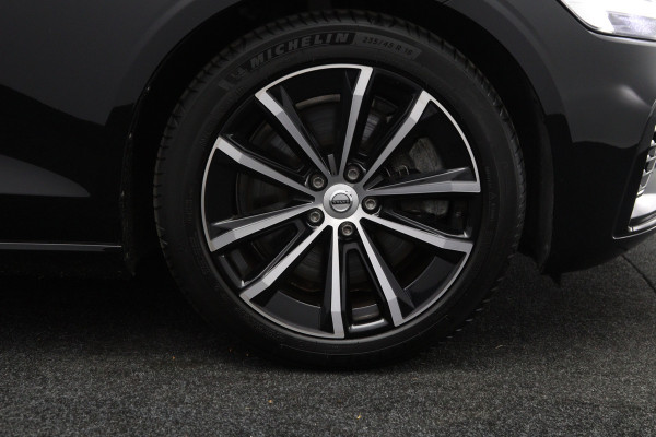 Volvo V60 2.0 T6 350 PK Plug-in hybrid AWD Plus Dark Long Range, Trekhaak, Camera, Winterpakket, Leder, Memory