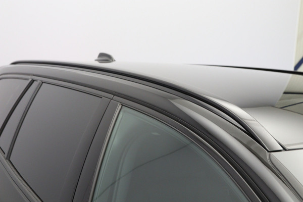 Volvo V60 2.0 T6 350 PK Plug-in hybrid AWD Plus Dark Long Range, Trekhaak, Camera, Winterpakket, Leder, Memory