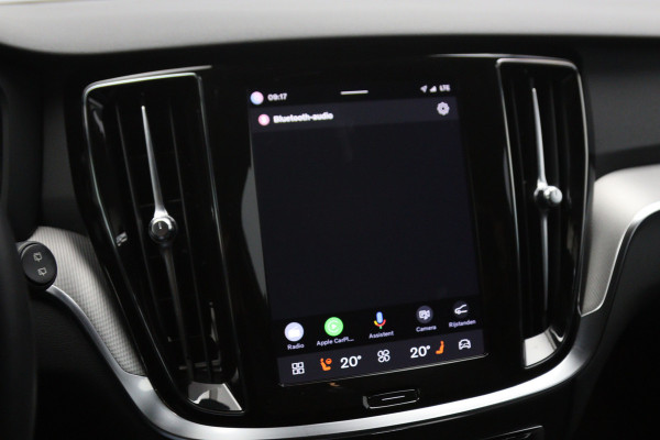 Volvo V60 2.0 T6 350 PK Plug-in hybrid AWD Plus Dark Long Range, Trekhaak, Camera, Winterpakket, Leder, Memory