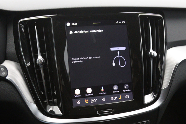 Volvo V60 2.0 T6 350 PK Plug-in hybrid AWD Plus Dark Long Range, Trekhaak, Camera, Winterpakket, Leder, Memory