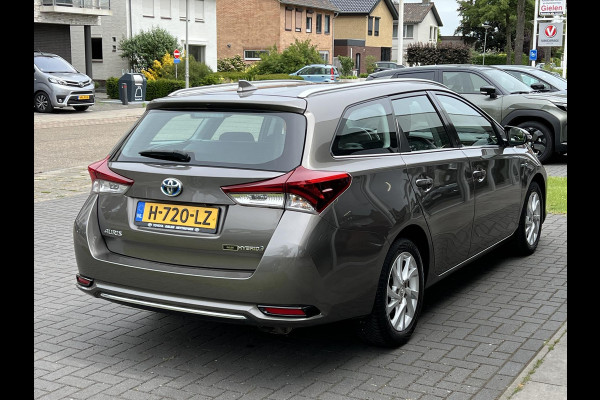Toyota Auris 1.8 Hybrid Dynamic | Cruisecontrol, Keyless, Climate control, Navigatie