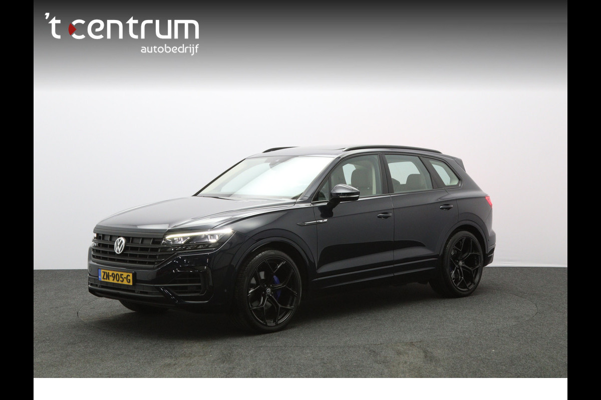 Volkswagen Touareg 3.0 TDI 286 PK R-Line, Luchtvering, Trekhaak, Panoramadak, Adap. Cruise Control