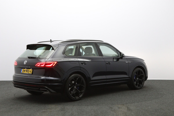 Volkswagen Touareg 3.0 TDI 286 PK R-Line, Luchtvering, Trekhaak, Panoramadak, Adap. Cruise Control