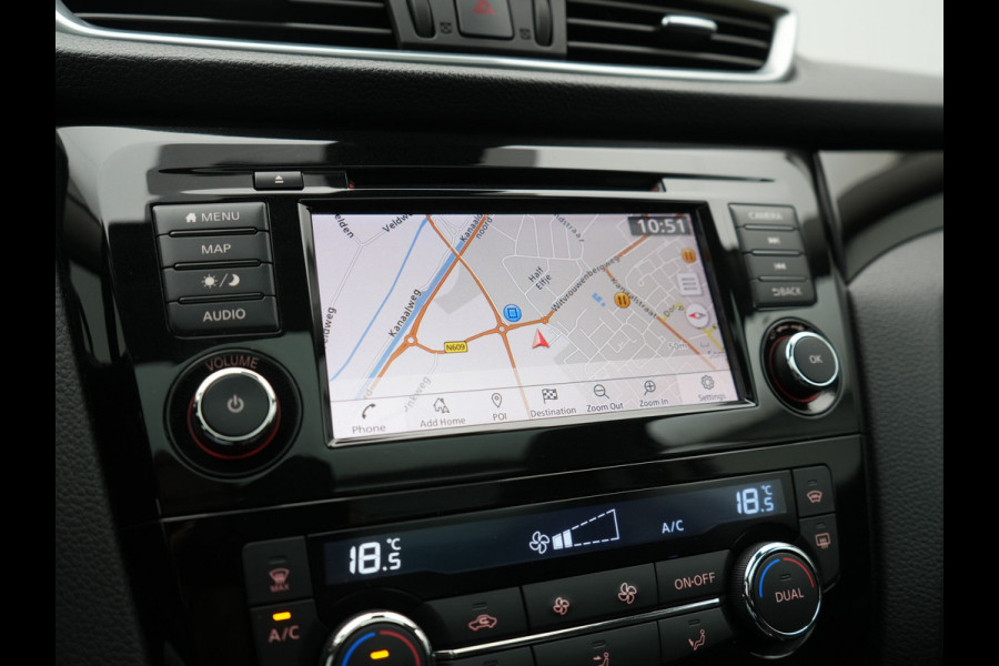 Nissan QASHQAI 1.3 DIG-T N-Connecta 160pk | Trekhaak Afn. | Panodak | 360 Camera | Stoelverwarming | Keyless | Apple Carplay | Navigatie | Cruise Control |