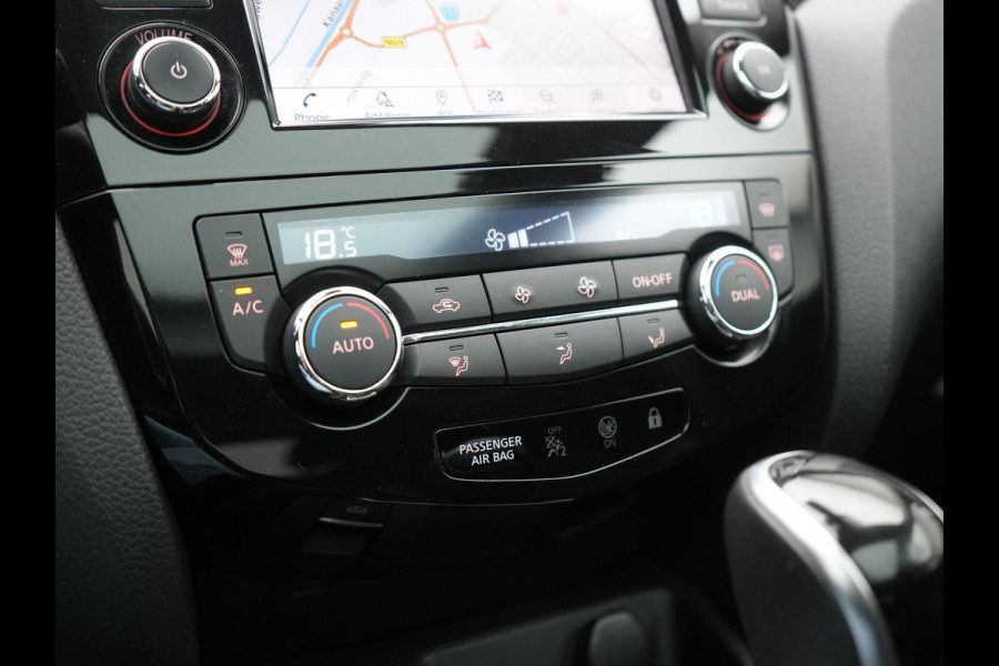 Nissan QASHQAI 1.3 DIG-T N-Connecta 160pk | Trekhaak Afn. | Panodak | 360 Camera | Stoelverwarming | Keyless | Apple Carplay | Navigatie | Cruise Control |