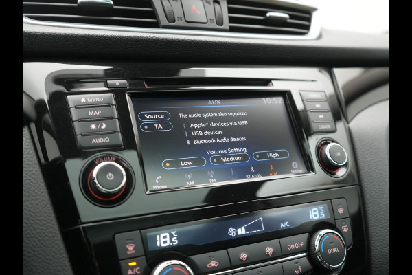 Nissan QASHQAI 1.3 DIG-T N-Connecta 160pk | Trekhaak Afn. | Panodak | 360 Camera | Stoelverwarming | Keyless | Apple Carplay | Navigatie | Cruise Control |