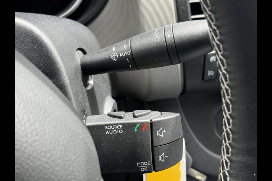 Renault Trafic 1.6 dCi T29 L2H1 Luxe Energy | Navi | Clima | Camera | Trekhaak | PDC | Imperiaal