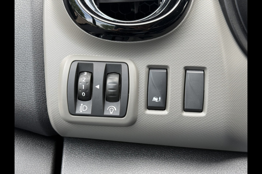 Renault Trafic 1.6 dCi T29 L2H1 Luxe Energy | Navi | Clima | Camera | Trekhaak | PDC | Imperiaal