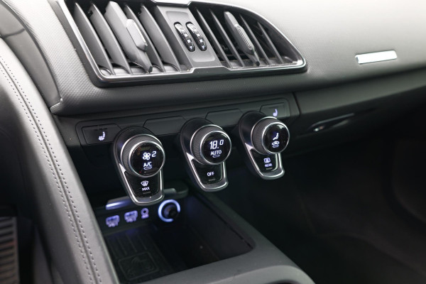 Audi R8 5.2 RWD |Carbon|Camera|Bang&Olufsen|