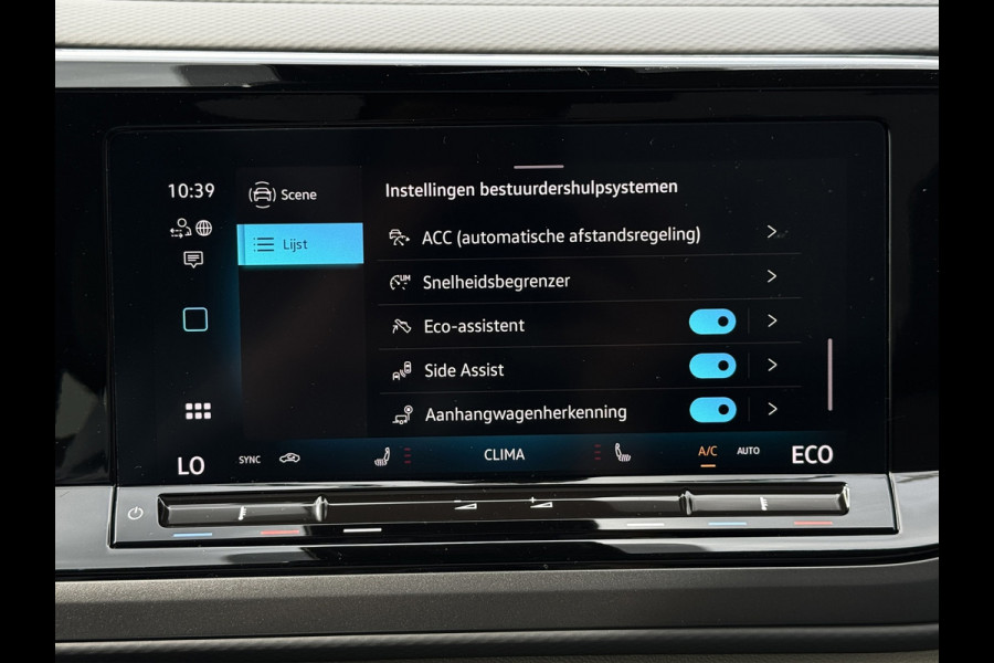 Volkswagen Multivan 1.5 eHybrid L2 Lang | Pano | Trekhaak | Head Up | IQ Light | Elektr. schuifdeuren | 1e eigenaar